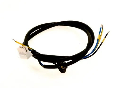 BOSCH Kabel mit einem weißen Anschlussstecker und mehreren farbigen Drähten, die von einem schwarzen Kabel umgeben sind.